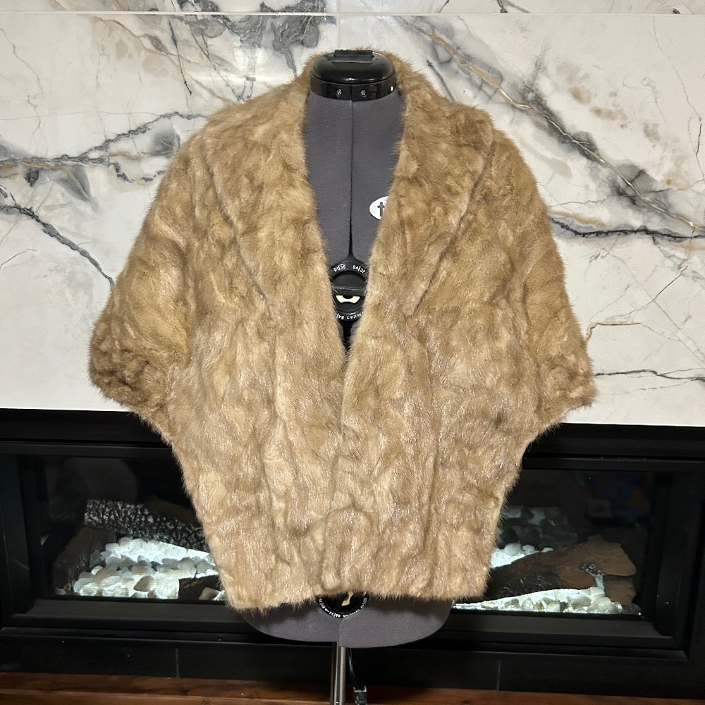 Deutch Furs Authentic Mink Shawl with Pockets, Women’s